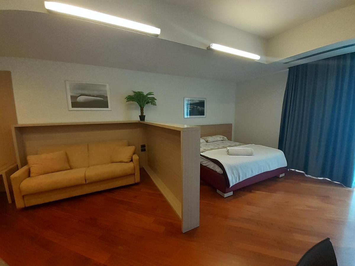 טורינו Open Space 53 Con Parcheggio In Struttura E Colazione Deliziosa מראה חיצוני תמונה